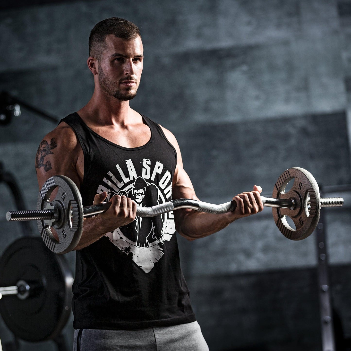 Set d'haltères curl SZ en fonte Gripper 35 kg - Gorilla Sports France