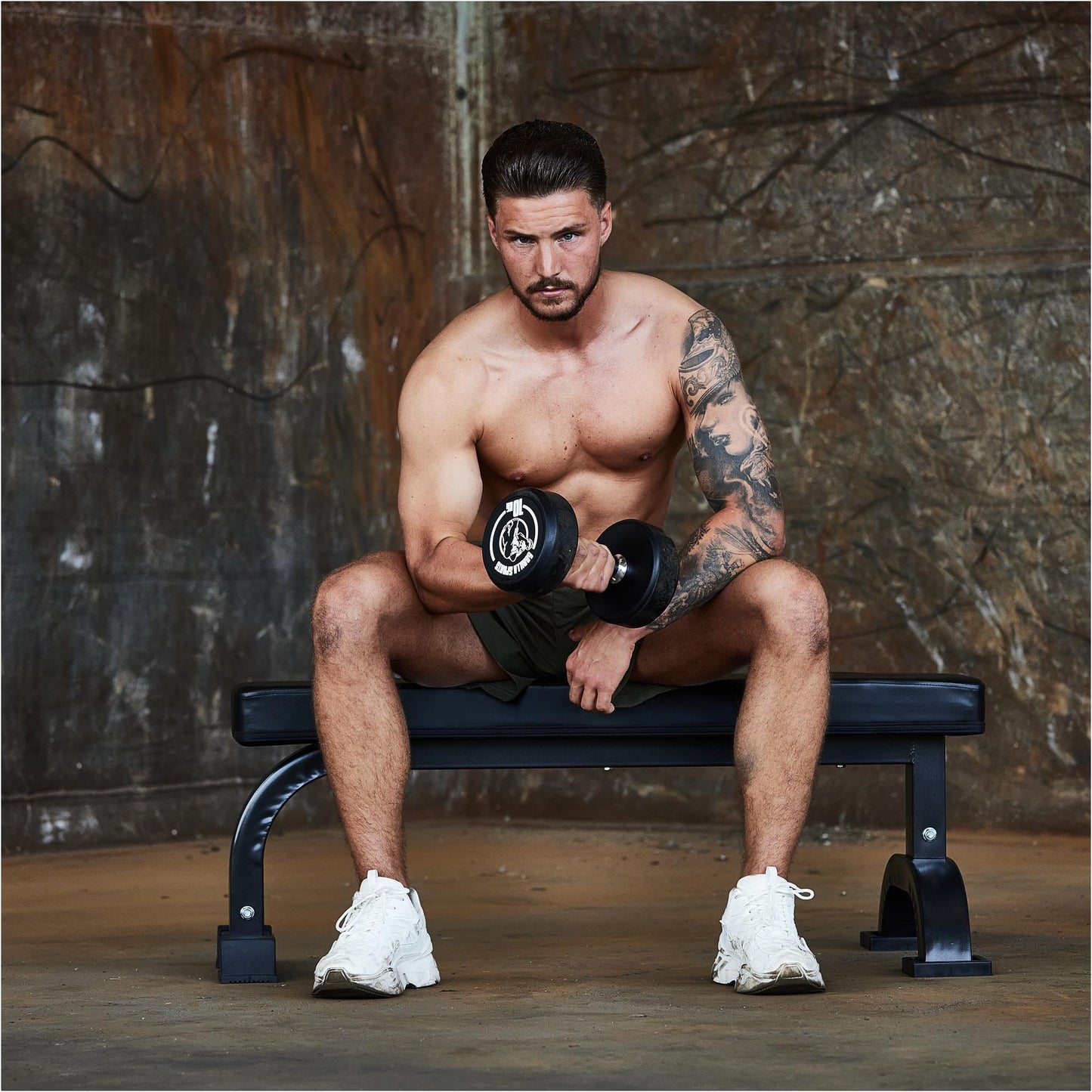 Banc de musculation plat noir - Gorilla Sports France