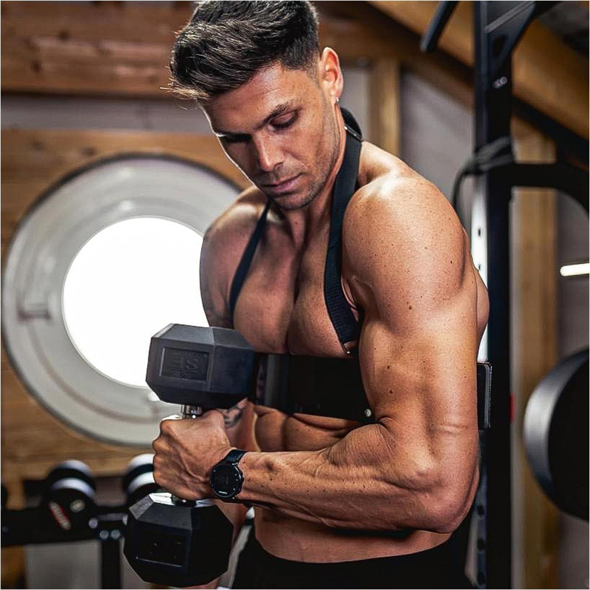 Isolateur de biceps - Gorilla Sports France