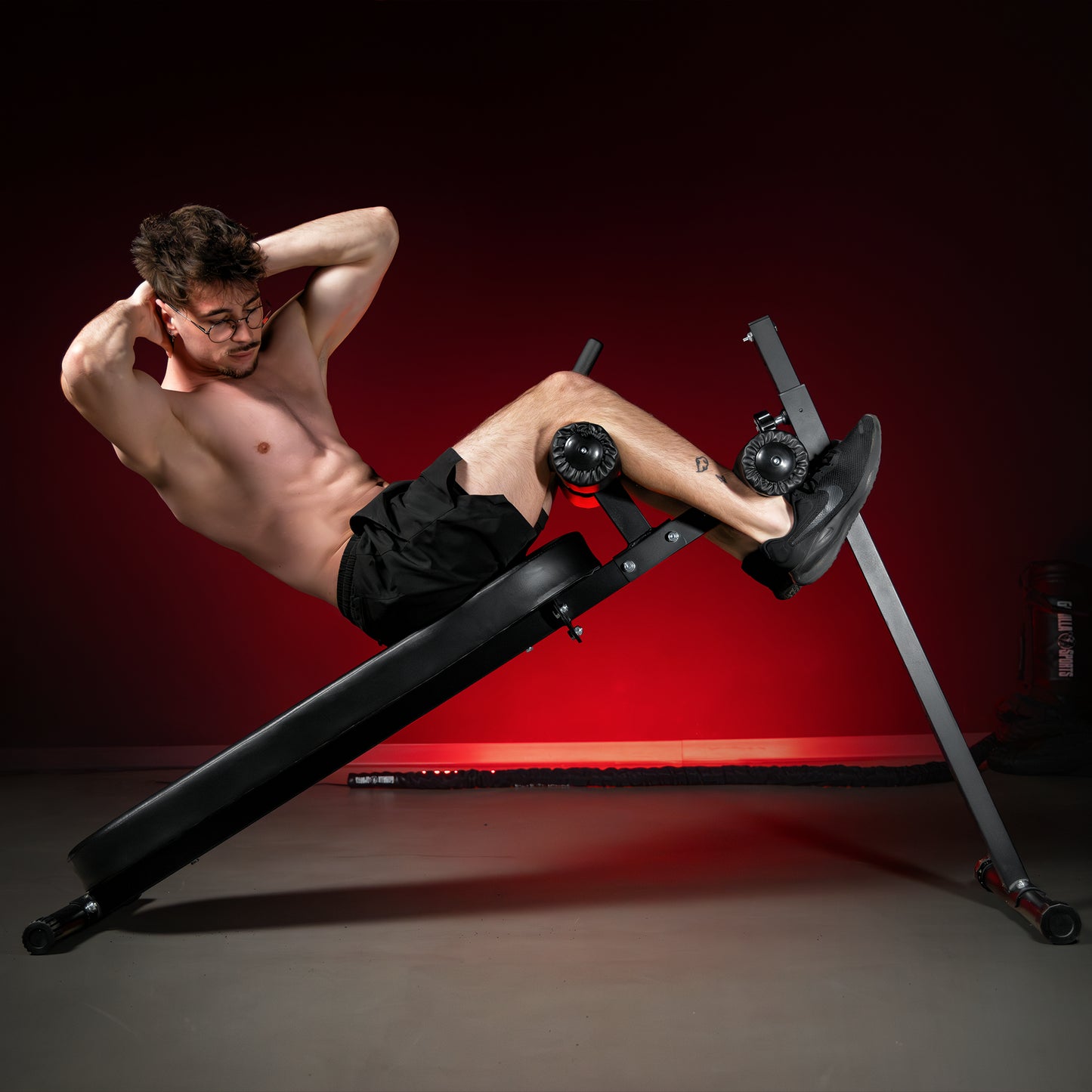 Banc à abdominaux réglable